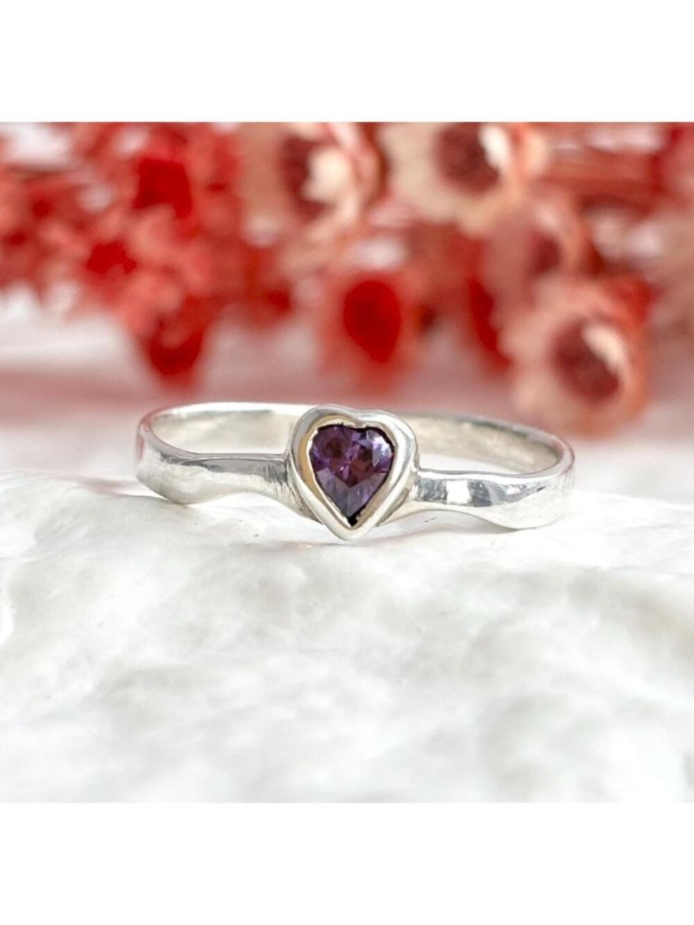Amethyst Heart Dainty Minimalist Wavy Sterling Silver 925 Vintage Ring - sz 8.75